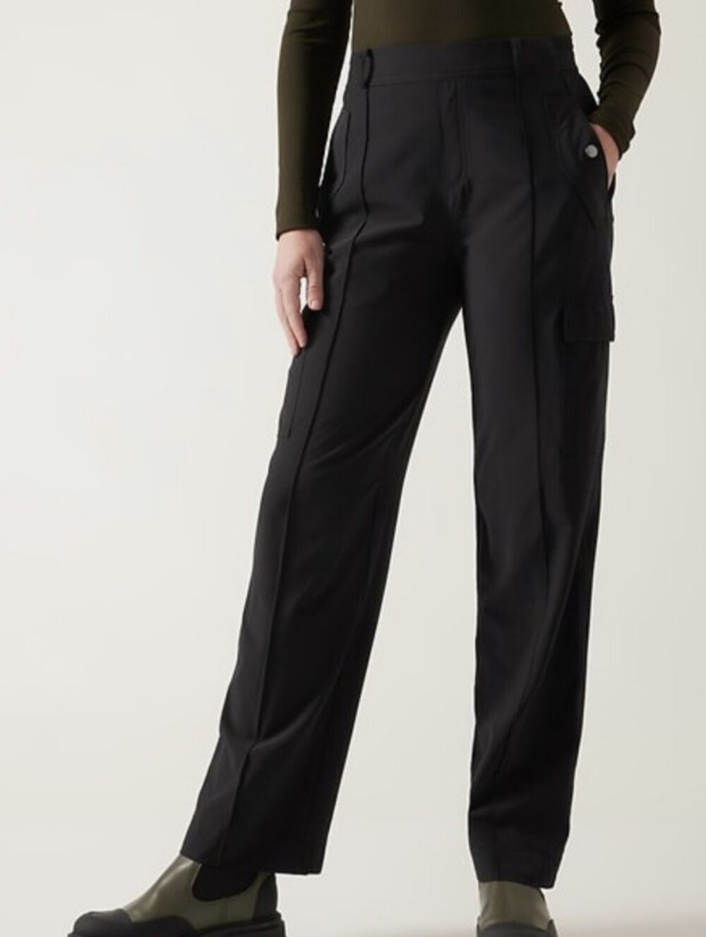 🌵 Athleta Vienna Cargo Pant 🌵